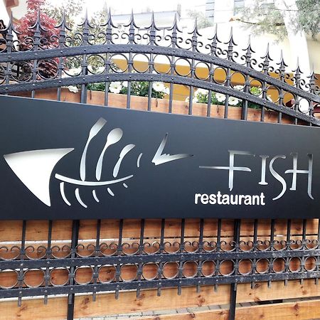 Hotel Aristocrat&Fish Restaurant Skopje Exterior foto