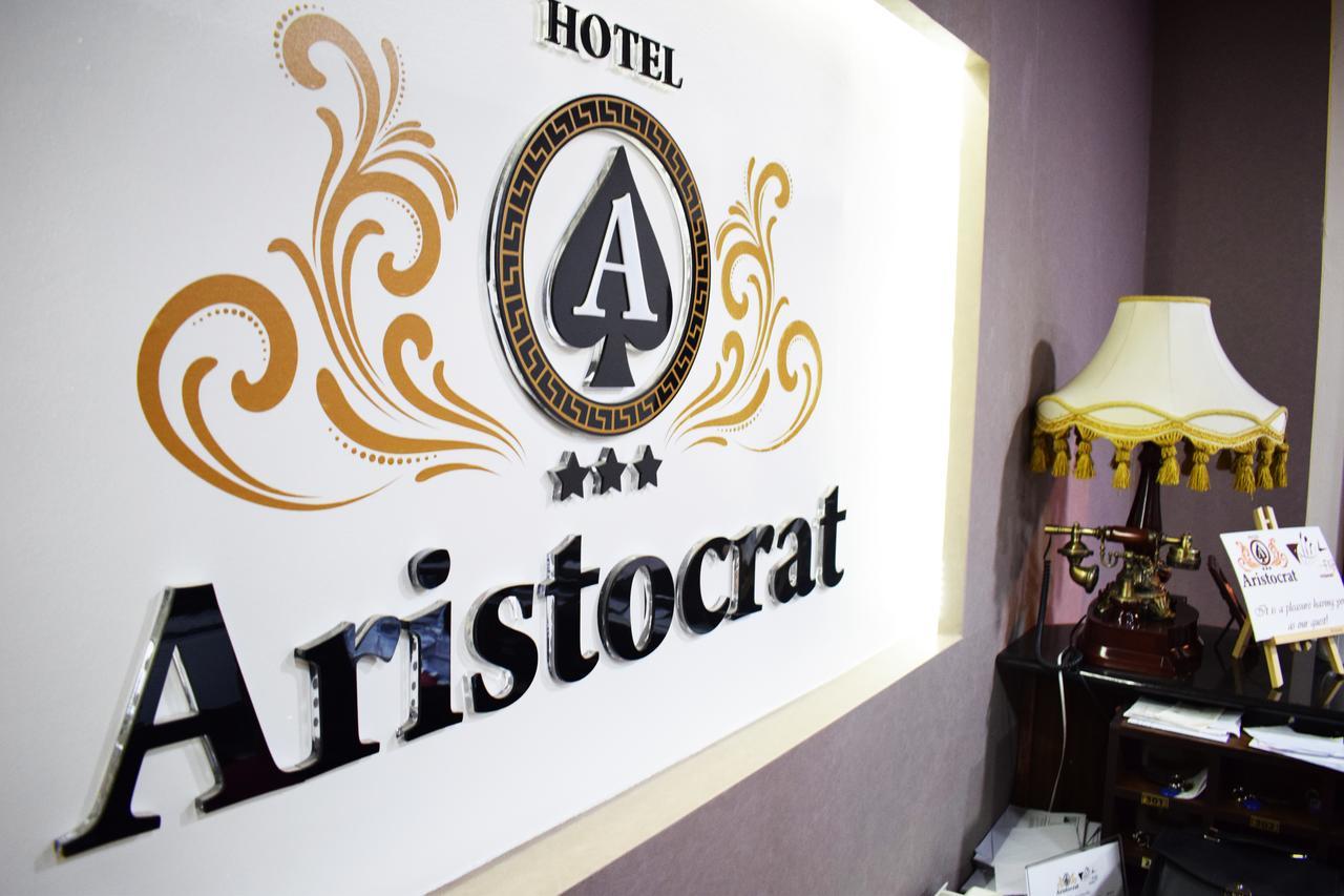 Hotel Aristocrat&Fish Restaurant Skopje Exterior foto